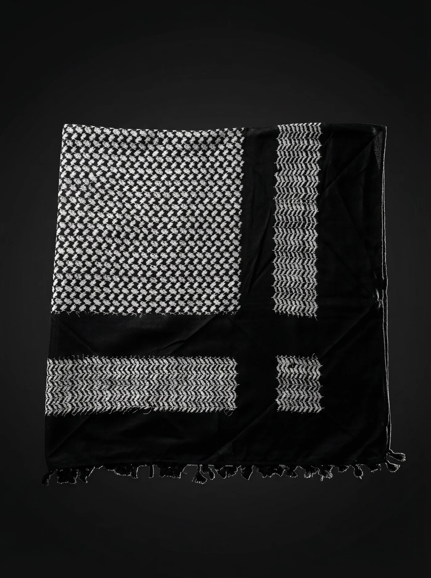 Mirror of Steadfastness Keffiyeh - Image 2